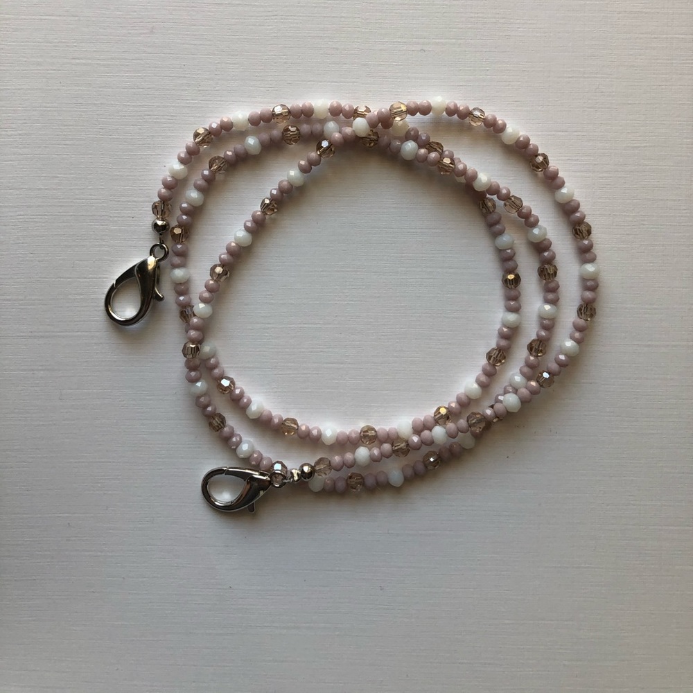 Beaded face mask lanyard
